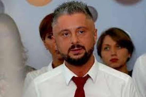 რამდენი ბულინგის გადატანა მომიწია, მათ შორის, მეგობრებისგან - ნიკა გვარამია