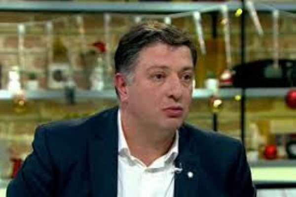 &quot;ვის რაში ანაღვლებს, სად შეეთრევა იაგო ხვიჩია&quot; - უგულავა