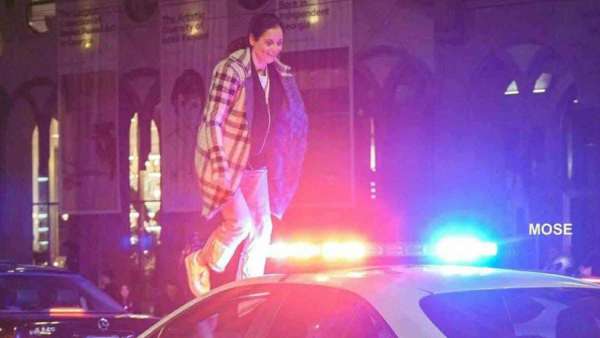 “ეს გოგო იყო სუსის პროვოკატორი, სხვანაირად პოლიცია ვერ ბედავდა, გზაზე არ გადაეშვა ხალხი – დაამთავრეს ქართველი ხალხის ერთწლიანი უწყვეტი პროტესტი” - ანა ბერიშვილი აქციის მონაწილეზე