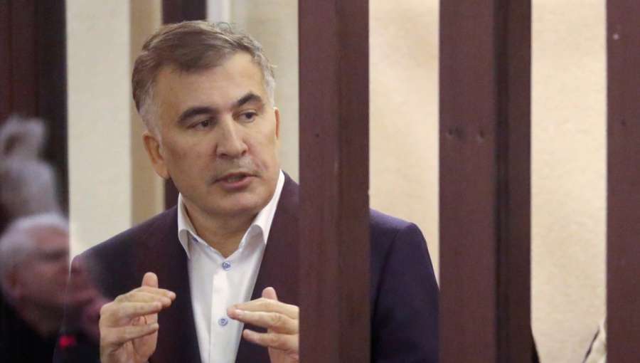 &quot;ФСБ თბილისის აეროპორტს აკონტროლებს და საქართველოში უკრაინის მოქალაქეებს არ უშვებს&quot; - მიხეილ სააკაშვილი