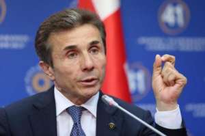 ბიძინა ივანიშვილის წერილი: აშშ-ის ელჩთან შეხვედრაზე, პარტიასა და "ომში ჩართვაზე''