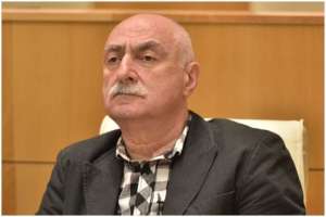 ლადო კახაძე წინადადებით გამოდის, რომ მიხეილ სააკაშვილის მნახველების ფრჩხილები და თმები შემოწმდეს