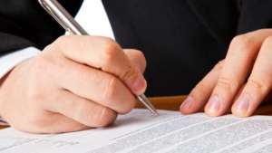 ''მოვითხოვთ, დაუყოვნებლივ დაუწესდეს სავიზო რეჟიმი რუსეთის მოქალაქეებს და გადაიხედოს ქვეყნის ტერიტორიაზე უკვე შემოსულ პირთა სამართლებრივი სტატუსი''