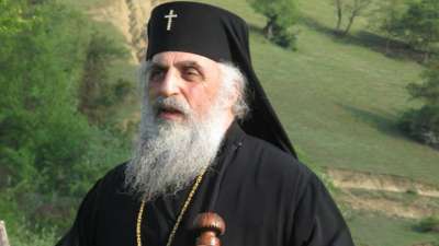 &quot;როდესაც მეუფე პეტრემ დაინახა, როგორი იყო სინოდის განჩინება, ისტერიკაში ჩავარდა, მივარდა პატრიარქს და დაუწყო თითების ქნევა&quot;