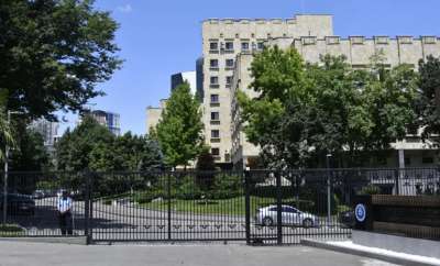 &ldquo;გამოართვა თანხა და სცადა, მოტყუებით დაუფლებოდა 1800 ლარს&rdquo; &ndash; სამსახურეობრივი მდგომარეობის გამოყენებით თაღლითობის ჩადენის ფაქტზე, ერთ პირს ბრალი წარედგინა