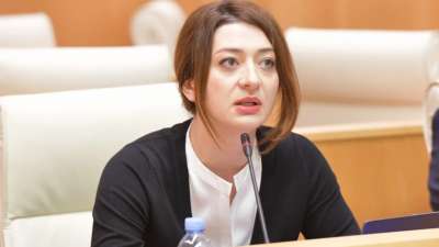 "არ გამოვრიცხავთ, &bdquo;ნაციონალური მოძრაობის&ldquo; გარკვეულმა წევრებმა მხარი დაუჭირონ პრეზიდენტის იმპიჩმენტს და &bdquo;ქართულ ოცნებასთან&ldquo; ალიანსით ზურაბიშვილი თანამდებობიდან გადააყენონ"- ანა ბუჩუკური