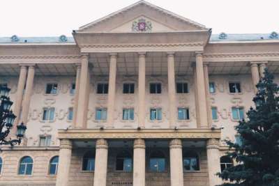 სასამართლომ პატიმრობაში დატოვა 4 ოქტომბრის საქმეზე დაკავებული კიდევ ათი ადამიანი