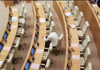 პარლამენტმა ნიკა მელიას დაპატიმრებაზე პროკურატურისთვის თანხმობის მიცემის საკითხს მხარი დაუჭირა