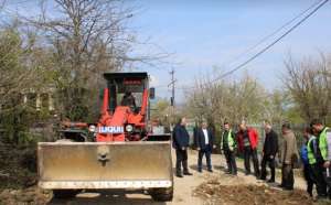 თერჯოლის მუნიციპალიტეტის სოფელ ქვედა სიმონეთში 6 კმ ბეტონის საფარიანი გზის მოწყობა მიმდინარეობს