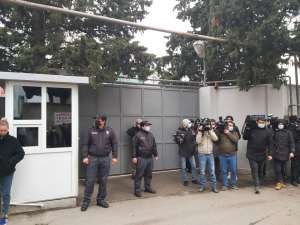 ახალი ჩიხი მოლაპარაკებებში და განხეთქილება ოპოზიციაში