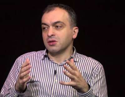 &quot; ცოტა ხნის წინ ლოქდაუნებით დატანჯულმა ჩინელებმა არნახული პროტესტი მოაწყვეს და რეჟიმს დათმობებზე წასვლა მოუხდა&quot;