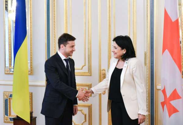 ზელენსკიმ საქართველოს დამოუკიდებლობის დღე არ მიულოცა - როგორ ხსნიან ფაქტს ექსპერტები