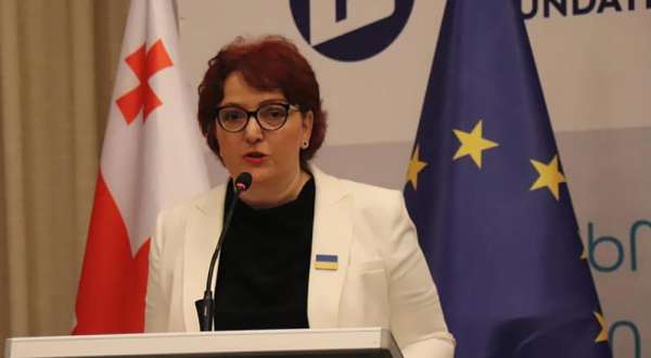 &quot;სინამდვილეში, არჩევნების სამინისტრო შექმნეს და ზუსტად ის კაცი დაუნიშნეს მინისტრად, რომელსაც ბოლოს ზუსტად ეს საქმე ჰქონდა დავალებული, საარჩევნოდ რეგიონების უზრუნველყოფა&quot; - თინა ხიდაშელი