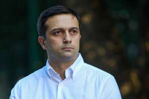 "პრეზიდენტს ყველგან შესვლისა და ყველასთან საუბრის უფლება აქვს" - ლევან იოსელიანი