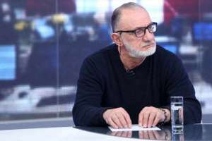 "ევროპის სახალხო პარტიამ გუშინ ყრილობაზე პოლიტიკური გარდაცვალების მანიფესტი გაასაჯაროვა"