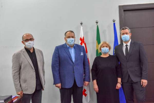 ქუთაისის მერი ცნობილ იმპრესარიოს ორლინ ანასტასოვს შეხვდა