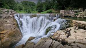 ზესტაფონში, სამცვერას ჩანჩქერთან მაშველები 18 წლის ბიჭს ეძებენ