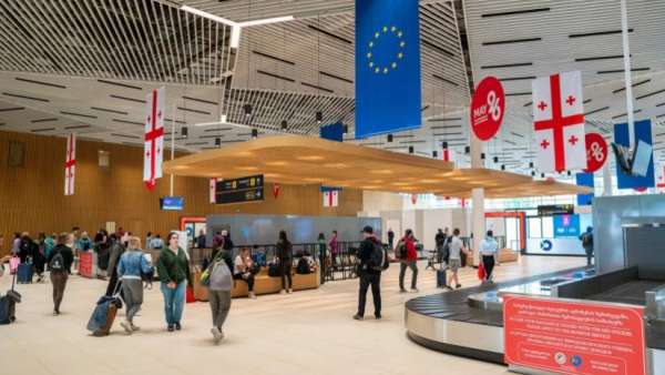 ქუთაისის აეროპორტში არადეკლარირებული ოქროს ნაკეთობების შემოტანის მცდელობის 2 ფაქტი აღიკვეთა