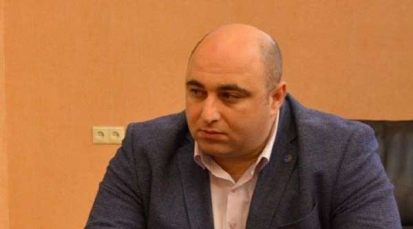 ქუთაისის მერმა ბუნებრივი აირით მოწამლული ორი არასრულწლოვანი მოინახულა