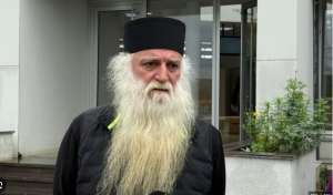 “ამბიონი წამართვეს, ამიერიდან ჩემი ამბიონი იქნება რუსთაველის გამზირი” - არქიმანდრიტი დოროთე ყურაშვილი