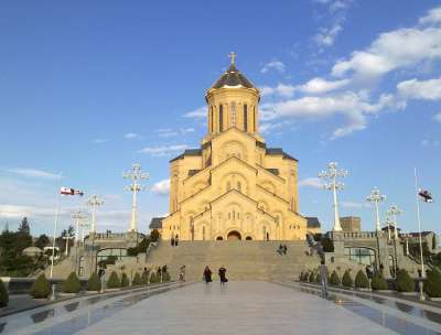 დღეს ტაძრებში დიდი ხუთშაბათის მსახურება შესრულდება