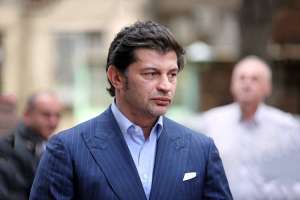 "პოლიტიკური კრიზისი აქვს არა ქვეყანას, არამედ &bdquo;ნაციონალურ მოძრაობას&ldquo; და უნდა იზრუნონ, რომ კრიზისიდან გამოვიდნენ"