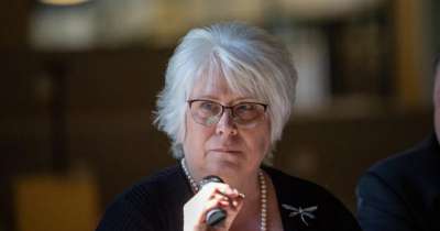 "როდესაც ივანიშვილზე სანქციას ითხოვ და იმავე რეზოლუციაში ითხოვ კანდიდატობას, ვფიქრობ, ეს არასერიოზულია"