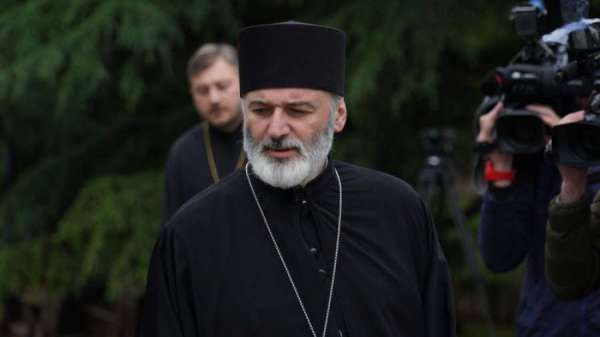 "სასურველია, რომ პატრიარქის არჩევნებთან დაკავშირებით  მსჯელობამ და პოლემიკამ არ მიიღოს ისეთი ხასიათი, რაც საზოგადოებაში განხეთქილებას შემოიტანს"