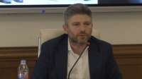 “ჯერ გარეთ დაგვასისხლიანეს, სასიკვდილოდ გაგვიმეტეს, მერე შეგვათრიეს სამმართველოს შენობაში, ოღონდ ჯერ ეზოში დერეფანს მოაწყობდნენ, სადაც 40 ადამიანი იდგა ხელკეტებით და სათითაოდ ყველა გვირტყამდა” - დაჩი ცაგურია 2009 წლის 15 ივნისის დარბევაზე
