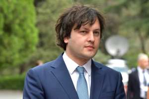 "ვაშაძეს ჰყავს რუსი მდგმური საკუთარ ბინაში, ხოშტარია რუსეთის ხაზინიდან იღებს რუბლებს"