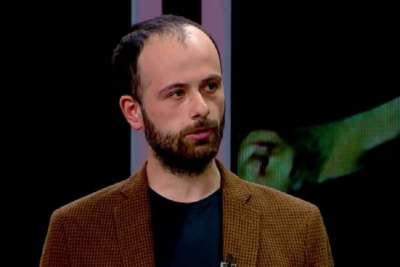 &quot;უმრავლესობამ საკუთარი ხელით უნდა ჩააგდოს კანონი და ხალხის ძალამ საკუთარი ხელმოწერებით უარი თქვას მასზე&quot;
