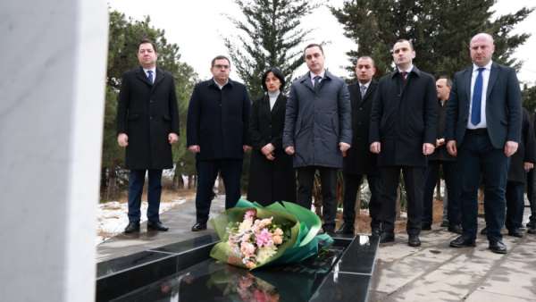 აფხაზეთის მთავრობის თავმჯდომარემ გურამ გაბესკირიას ხსოვნას პატივი მიაგო