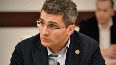 &bdquo;ნაციონალური მოძრაობა&ldquo; ადამიანებს მათ მიერ გამოგონებულ სიგიჟეში აცხოვრებს"- მამუკა მდინარაძე