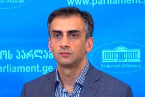 ,,ნიღბიანი პირების მონაწილეობა საპროტესტო აქციებში კანონმდებლობით აკრძალული უნდა იყოს"- გიორგი კახიანი