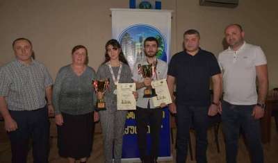 დავით ერემეიშვილი და კობა ფხაკაძე ჭადრაკში საქართველოს ჩემპიონატის გამარჯვებულებს შეხვდნენ