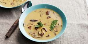 სამარხვო სოკოს წვნიანი ტარხუნით