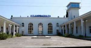 ოკუპირებული სოხუმის აეროპორტში რეისები ოთხი მიმართულების ნაცვლად, მხოლოდ მოსკოვში შესრულდება