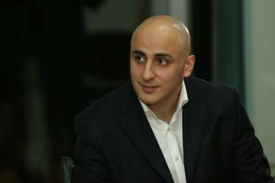 "ის ნამდვილად შეწუხებულია ევროპული მომავლისთვის მიყენებული სერიოზული ზიანით" - მელია ზურაბიშვილზე