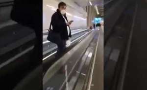 როგორა ხარ მოღალატე კაცო?! &ndash; მიხეილ სააკაშვილს აეროპორტში საქართველოს მოქალაქემ აგინა