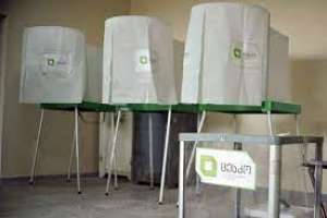 დაგიმტვრევ თავ-ყბას თუ უფლება არ გაქვს და ისე იღებ - ინციდენტი ბათუმში საარჩევნო უბანთან