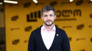 "ოთხივე პოლიტიკური სუბიექტის მიერ ერთდროულად ამ გადაწყვეტილების მიღება იქნებოდა ბევრად უფრო სწორი, სამწუხაროდ, ეს ვერ მოხერხდა"- კუპრაძე &ndash; მანდატების ჩახსნაზე