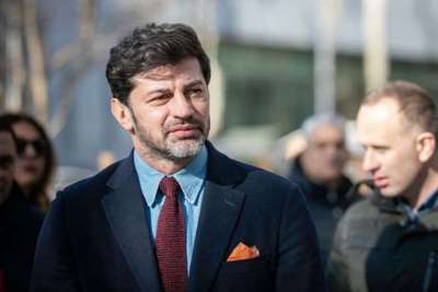 ,,300 ადამიანი დარჩა და აქციებზე წინ და უკან დაეხეტებიან, ხალხის მხრიდან არანაირი მხარდაჭერა არ გააჩნიათ&quot;- კახა კალაძე