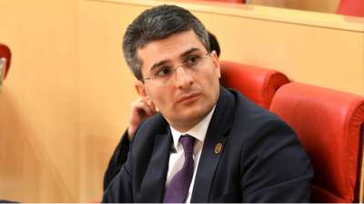 გადადგა "ნაცების" ინტერესისთვის - მდინარაძე გახარიაზე