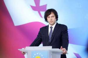 &ldquo;როდესაც ხელისუფლებამ მიიღო გადაწყვეტილება ლარის შემოღების თაობაზე, ძალიან გამძაფრდა ჩვენი შეგრძნება, რომ სახელმწიფოებრიობა ვითარდებოდა, დღეს ლარი ჩამოყალიბებულია, როგორც სახელმწიფოებრიობის ერთ-ერთი მნიშვნელოვანი სიმბოლო&rdquo;- პრემიერი