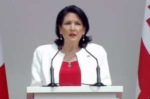 "გაუგებარი და შეურაცხმყოფელია, როცა ვითვლით, რამდენ მილიონს მოგვიტანს ფრენების &bdquo;საჩუქარი&ldquo; - სალომე ზურაბიშვილი