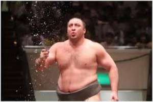 ტოჩინოშინმა მეორე გამარჯვება მოიპოვა