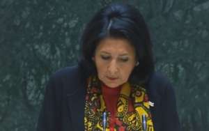 "საზოგადოებას, რომელიც ახლა გვიყურებს, გვეუბნება - &bdquo;დავიღალეთ&ldquo; - სალომე ზურაბიშვილი