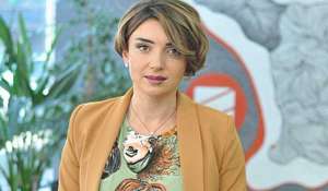 "ბევრი კონტაქტი მქონდა სამსახურში"- თეონა ცხომელიძეს კორონავირუსი დაუდასტურდა