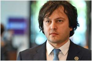 "არ შეიძლება 400 დღე საკუთარი ბელადის სიკვდილზე საუბარი, სირცხვილია, გაანებეთ ამ კაცს თავი"- ირაკლი კობახიძე