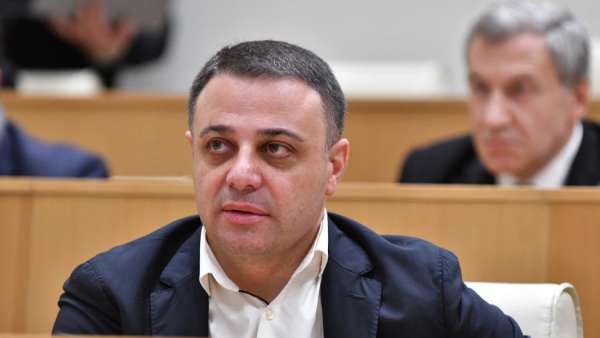 &quot;სალომე ზურაბიშვილმა პირი კარგად გამოირეცხოს, როცა საქართველოს და ქართველი ხალხის ინტერესებზე საუბრობს&quot;
